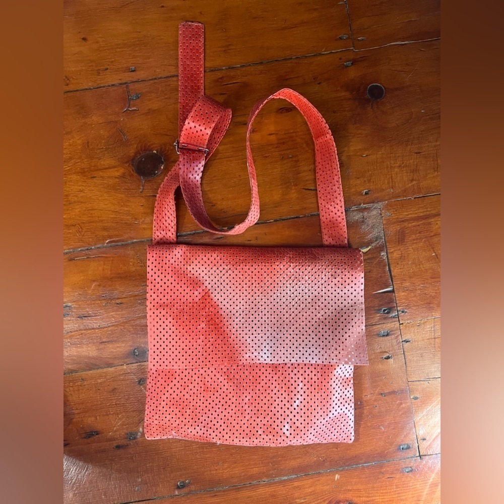 Red shoulder messenger bag vegan red mesh perforated flap design like new